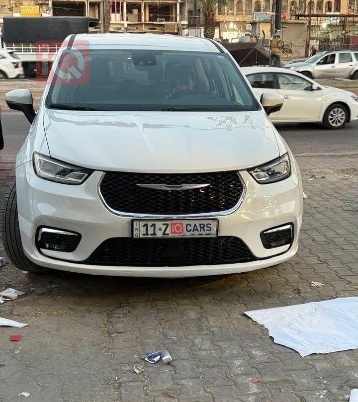 دودج كارافان